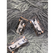 Load image into Gallery viewer, LUXURY FAUX LASHES