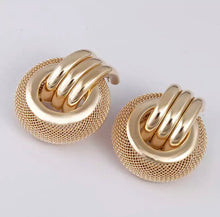 Load image into Gallery viewer, Costume Earring