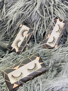 CANDY HEART LUXURY FAUX LASHES
